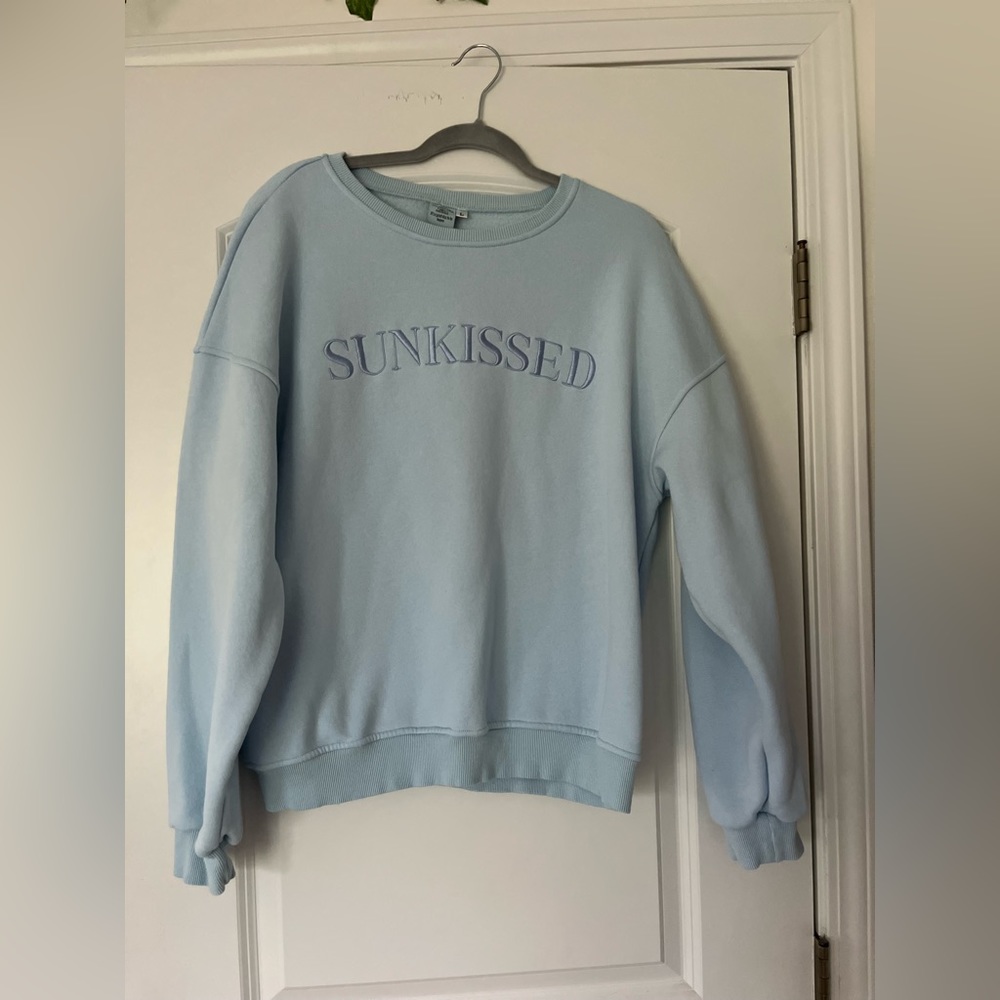 sunkissed coconut crewneck